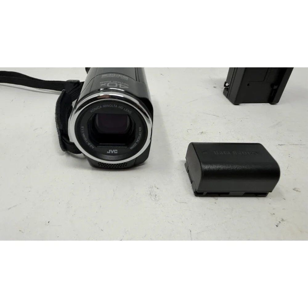 JVC Everio HD SD Camcorder GZ-HM40BU Battery + Charger - TESTED!